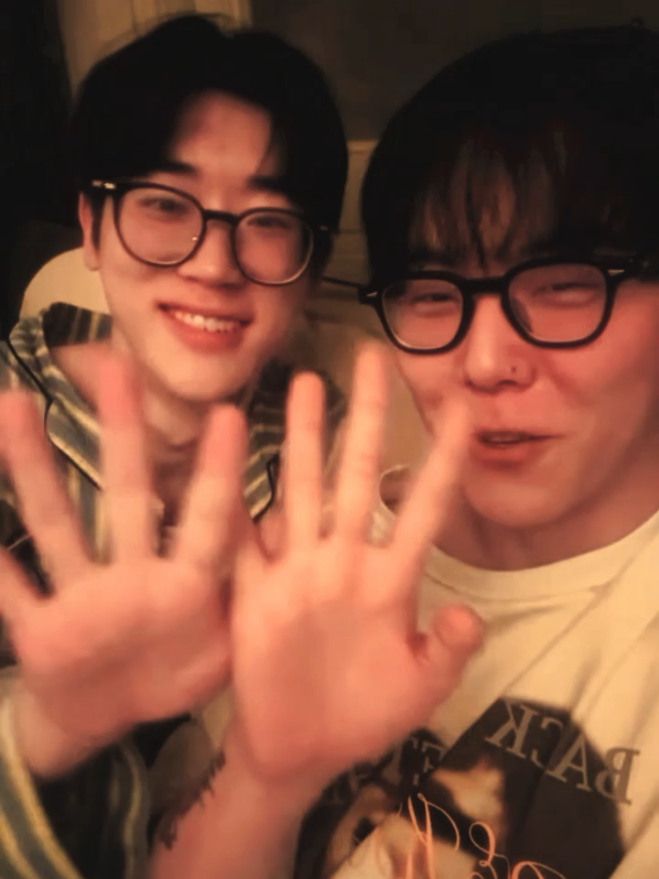 juara 1 couple yang ngebikin gua nangis satu hari satu malam  #junseongho #junseong #seongho  makan yang banyak, mukbang sekalian, mana 3 hari 3 malam ngk tidur, pelukan gitu nanti tidurnya🐤🐱😙🫠🥰