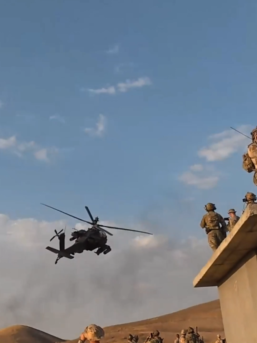 Apache in action  Estonian Defence Forces Joint Terminal Attack Controllers conduct a close-air support live-fire exercise at Satur Range in Erbil, Iraq. U.S. Army @army video by Master Sgt. Ray Boyington #ah64apache 