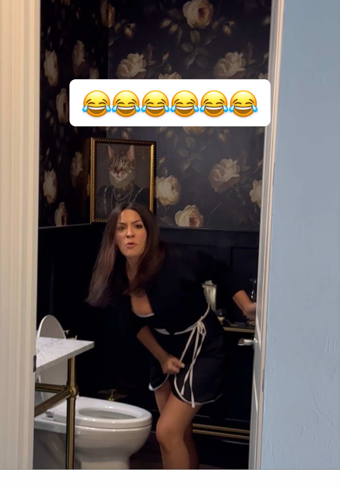 Watch until the end😂🙈 #funnycouple #husbandandwife #fyp #marriagehumor 