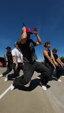 moves like who