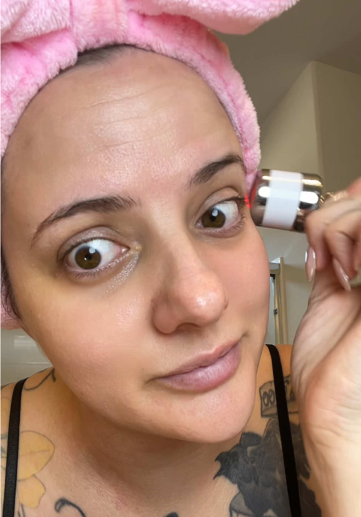 Meet the skincare duo with AH-8 (aka ‘Botox in a jar’ 🪄). This neck + eye cream set helps smooth fine lines, firm, and hydrate so you can say goodbye to wrinkles and hello to confidence ✨ #skincare #botoxinabottle  #botoxalternatives  #glassskin  #eliminatewrinkles 