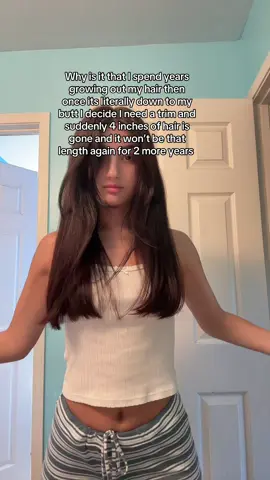 I have the worst luck when it comes to haircuts and I hate this fuckass mid length 