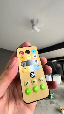 Lâmpada mais ventilador, essa é nova 