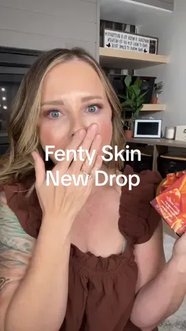 Salted Caramel Body Lotion!! Fenty beauty really just dropped the scent of fall and it’s already sold out in stores! @Fenty Skin @Fenty Beauty #fentybeauty #fentyskin #saltedcaramelbuttadrop #fentybuttadrop #bodycare 