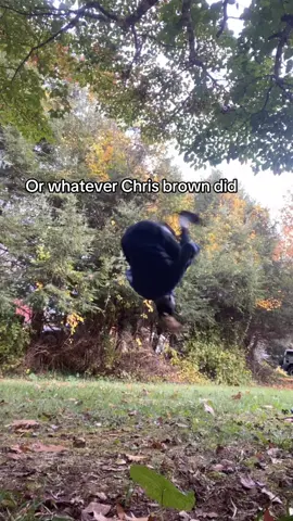 Nah cause how he did that fr 😭 #fyp #chrisbrown #frontflip #MarchMadness 