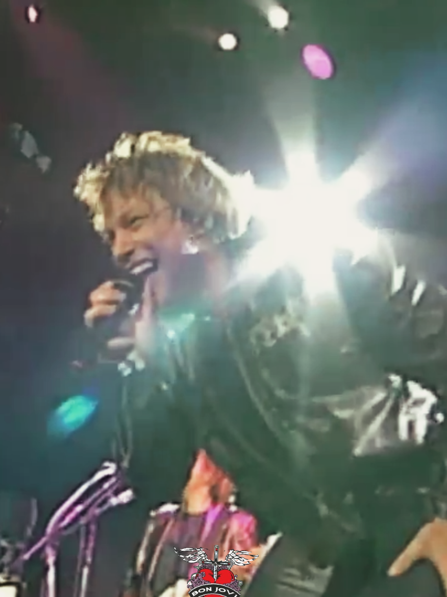 Bon Jovi - Born To Be My Baby #bonjovi #rock #heavymetal #glam #metal 