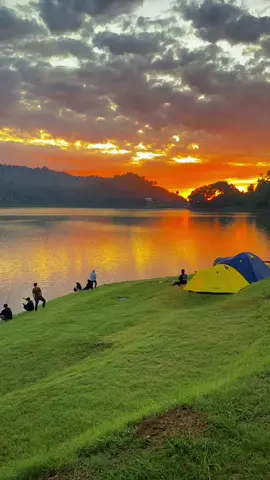 pagi yang cerah  @Waduk_sermo campground  #waduksermo #jogja24jam #fypage #jogja #waduksermokulonprogo 