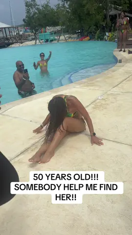 yall this lady is 50!!! she won the other twerk contest!!!! help me find her 😂😍