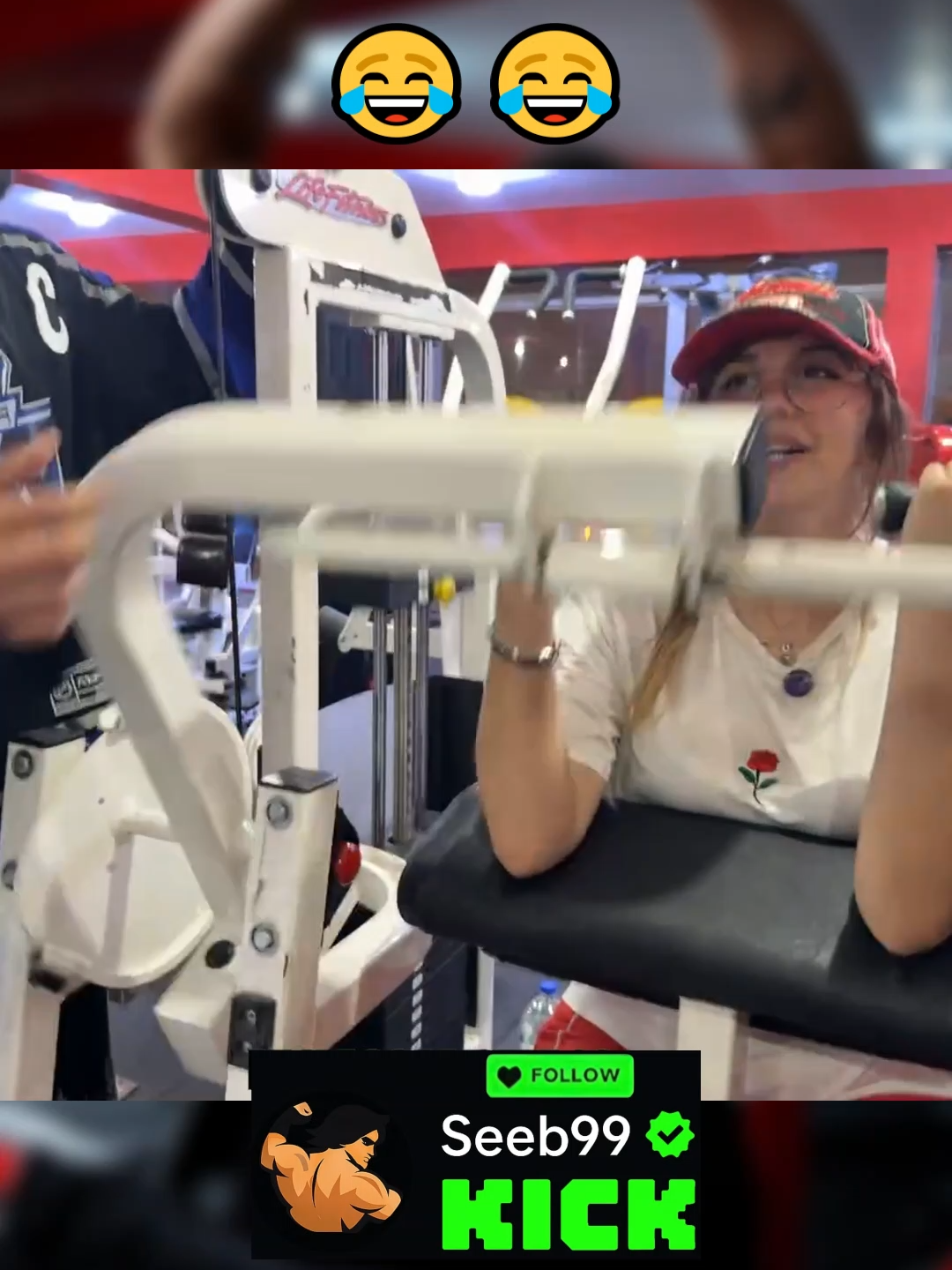 gloglo pulsea a camaraman de seeb #seeb99 #glogloking #gloglo #emikukis #cholex #gymrat #fitnes #fisicoculturismo #bodibulding #motivacion #reto #humor #creatina #rutina #carbohidratos #proteina #suplementos #dieta #entrenamiento #gymbro