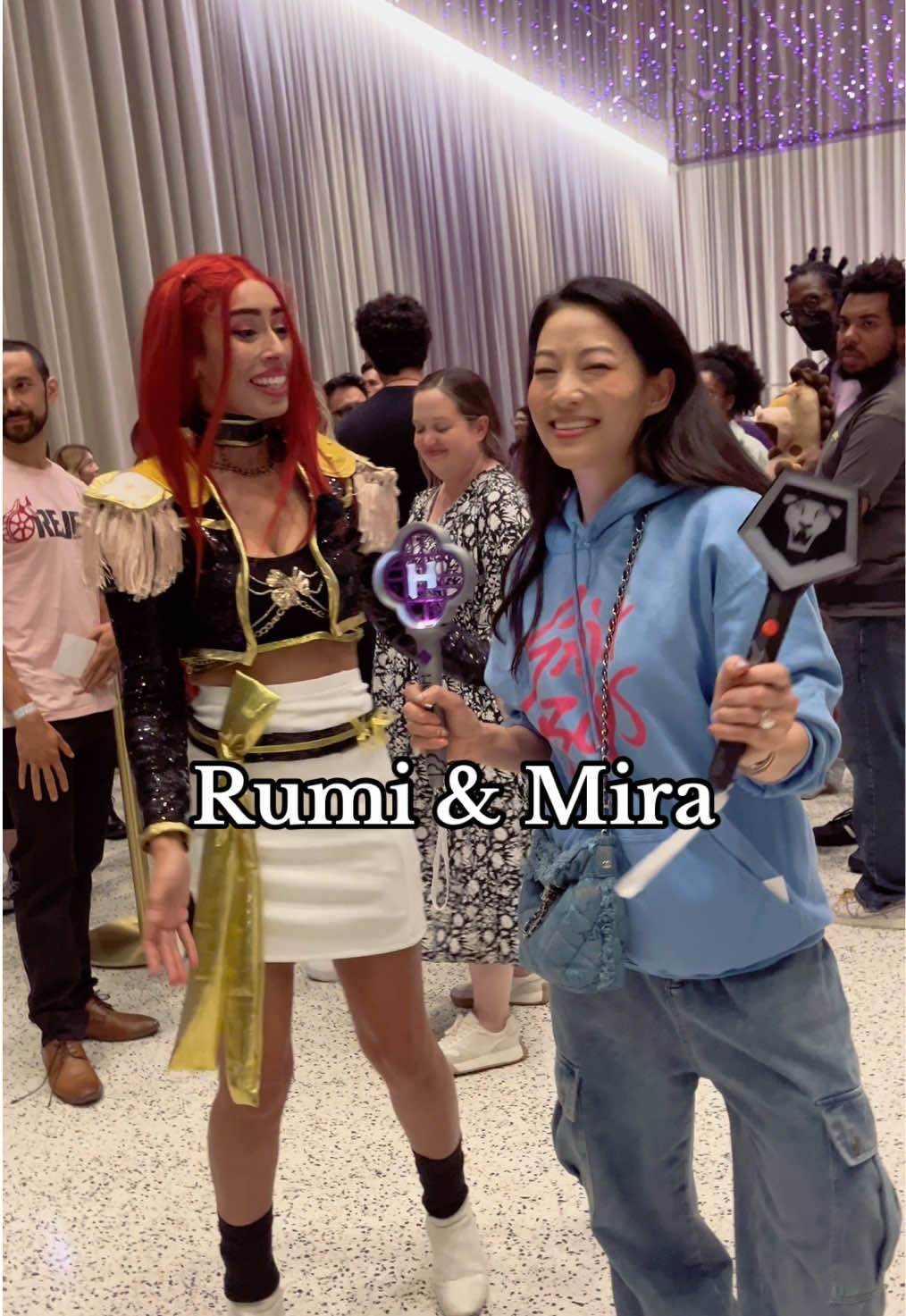 @arden_cho and Mira vibing at the @Netflix @Kpop Demon Hunters Netflix sing along!  . . #mooreamor #jasminepaigemoore #kpopdemonhunters #kpop #fyp 