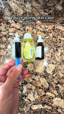 Save yourself the space and money. This is the only thing you need as far as skin care routines go #tiktokshopcreatorpicks #hairgrowthserum #vivanaturals #organicskincare #castoroilbenefit 