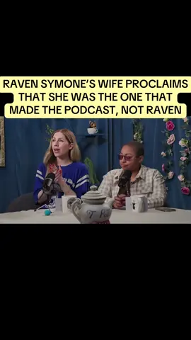 Raven Symone has me cracking up, because she is soooo unserious when it comes to her wife. 😂 the side eyes, the comments, I don’t even know what to say! 😂 That smirk about killed me! Raven definitely trolling her wife with that 😏  #ravensymone #raven #thatssoraven #miranda #alysonstoner 