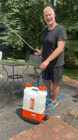 #BackpackSprayer #VEVORTools #LawnCareMadeEasy #GardenSprayer #WeedControl @Vevor_US 