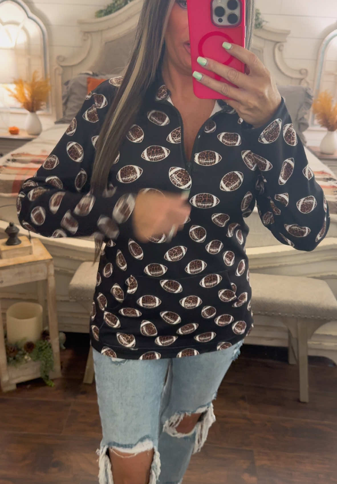 Sunday funday just got cuter 😍#fyp #boutique #fallfashion #falloutfits #sundayfunday #footballtiktok #football #footballmom 