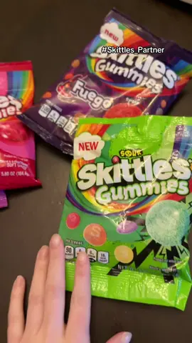#skittles_partner my mouth is watering these skittles gummies are sooo good #skittles #skittlesgummies #skittlesfuego #candy 