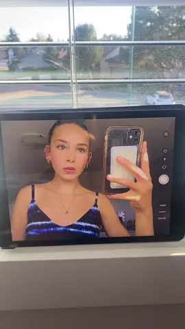 Wait I just realized I’m wearing my baiting suit top! Guys don’t mind my dirty phone case… #chopped #goviral #relatable #imissmyfriends #dontflop 