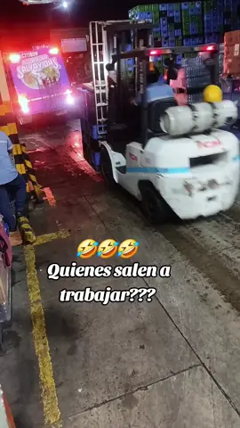 mira nomas como andamos y todavía la claudia está...no mames #guatemala #Viral #cervezagallo #paratii #claudiasheimbaum 