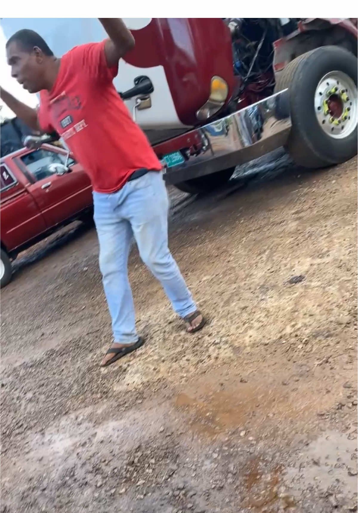 Truck Talk 😂😂 #truck #trucking #jamaicantrucking #trucklovers #machine 
