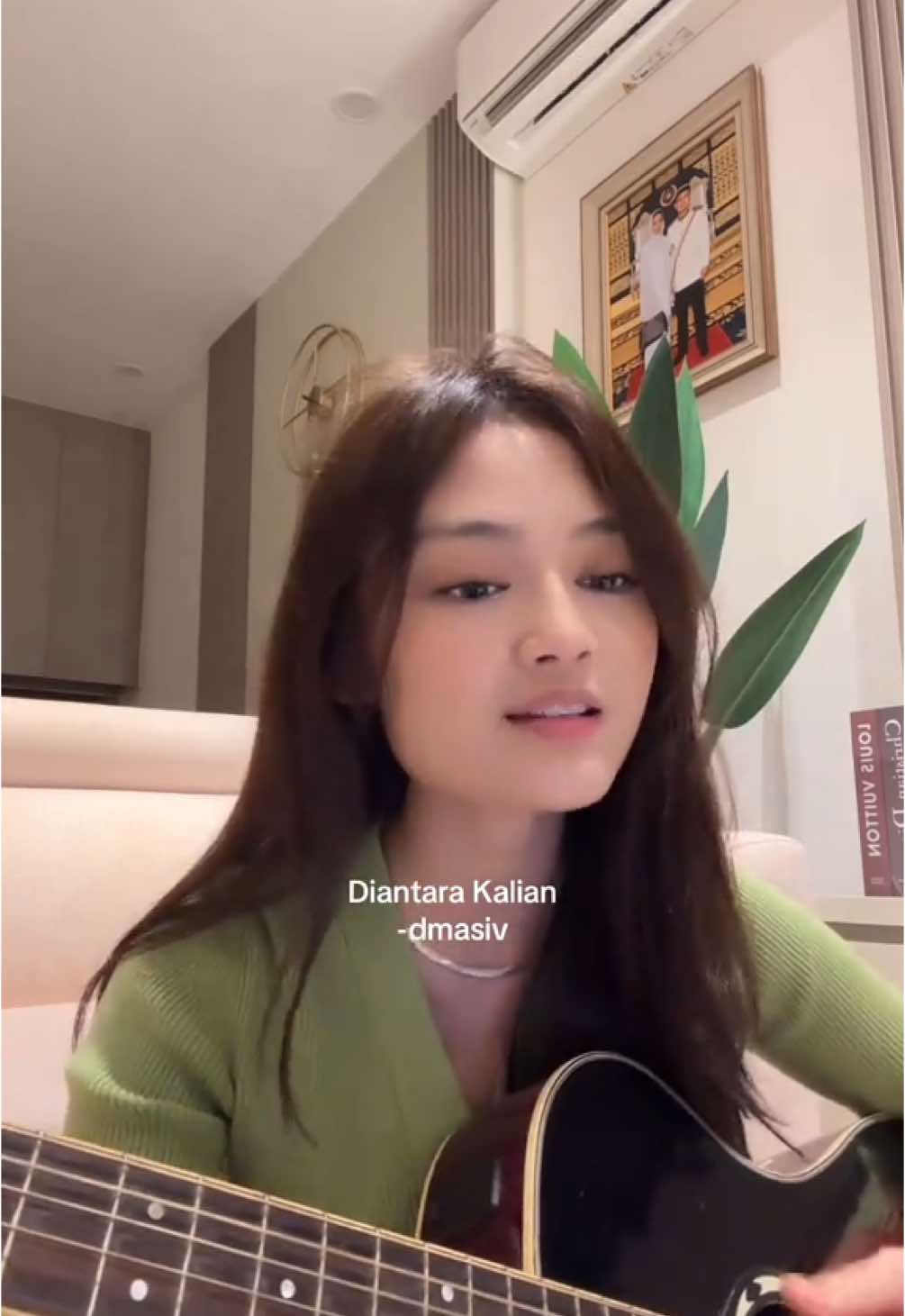 #diantarakalian #dmasiv #acoustic #cover #fyp #foryou #fypシ゚ #xybca #foryoupage 