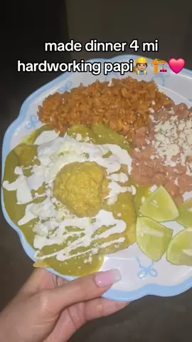 Food: The Language of Love made enchiladas verde 👷🏽‍♂️🏗❤️ #foodislove  #Foodie  #lovelanguage #gourmet  #foodpassion 