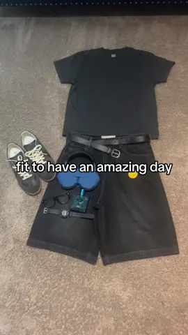 peep the gats #OOTD #fashion #fyp #fittogo #maisonmargiela 