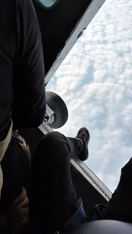 Go chase your dreams  #skydiving #adventure #adrenaline 