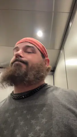 OK, at least I waited till the other people got out of the elevator 😂 , but I feel sorry for anybody that stepped in there right after ##elevatorfart
