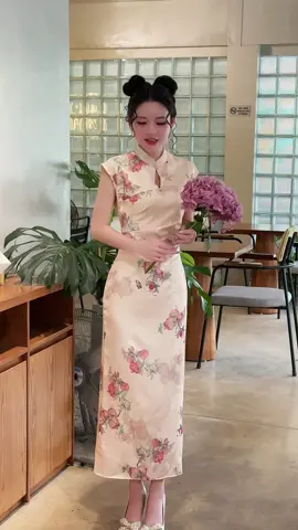 Họ thấy em vững vàng trên đôi chân của mình. Nhưng không ai thấy sự run rẩy trong tim em!!! #xuhuongtiktokkk #xuhuong 