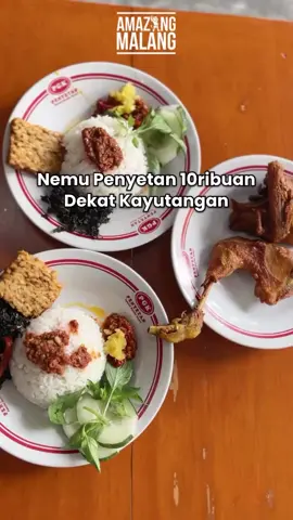 Nemu lagiii! Penyetan uwenaaak ndek Kayutangan😜 Ada banyak macam lauk yang bisa dipilih! Dicocol sama sambelnya beuuuuhhh muantuuull😋 Gaskeuuun @penyetanpgk ! #amazingmalang #kulinermalang #malanghits #infomalang #malangraya