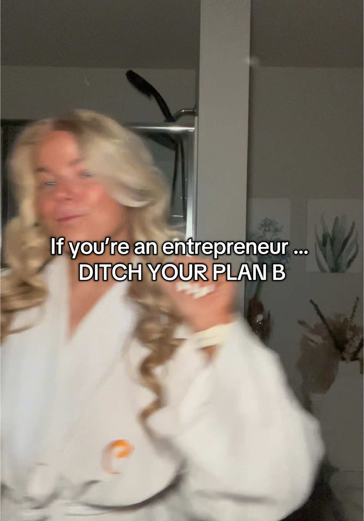 5 of this being my full time gig 💛🫡 please dont give up.  #noplanb #entrapreneur #onlinefitnesscoach 