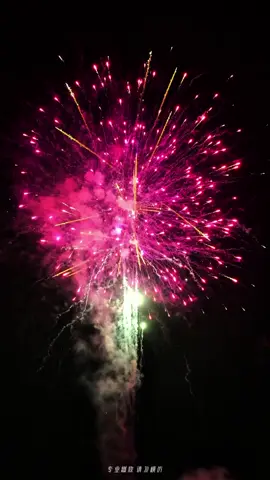 Fireworks lover daily 🎇🎆😍#jlsparkleselangor #jlsparklefireworks #jlsparklemy #jlsparkle🎆 #jlsparkle 