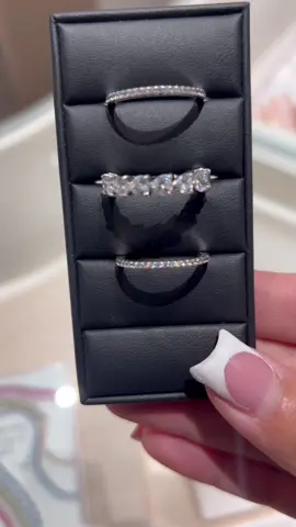 Come do a Ring Stack with Me at Pandora 💍✨💎 #fyp #explorepage #viral #pandora #pandorabracelet #pandoraring #az #tangeroutlets #fypシ゚viral #fypage #pandorajewelry #rings 