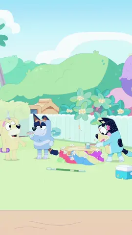 Bluey's suring her little head off! 🌳💅 #blueytok