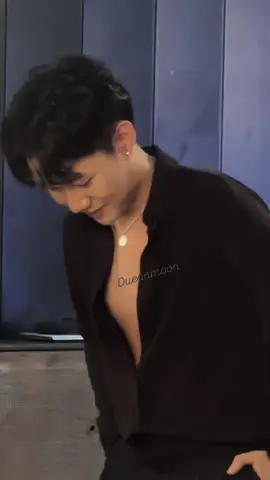 ไม่ให้จายละลายด้ายไงอะ 🫠✨  Cr.Dueanmoon cr.เสียงประกอบซีรีส์เขมจิราต้องรอด🙏🏻 #Leo_atipsd  #ลีโออธิป #ลีโอไมค์หมดหนี้#tikkok #fyp 