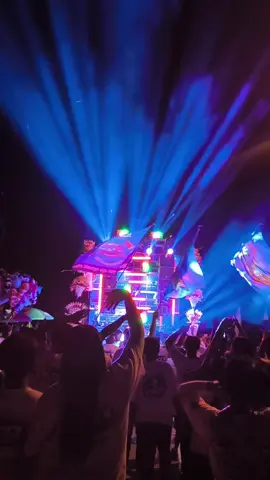 @𝙋𝙚𝙢𝙪𝙙𝙖 𝘽𝙇𝙊𝘾𝙆-𝙆 @BREWOG ELEKTRONIK  #viral #dancerkarnaval #fyppppppppppppppppppppppp #viralvideo #penonton 