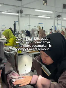 Isi kepala penuh🤯 CV AYI CMT KONVEKSI JAHIT KEBUMEN cv.ayi.cmt mampu menjadi solusi maklon terpercaya🥰 konsultasi dan deal sekarang juga🤩 - - - - - - - - - - - - - - - - - - - - - - - - - - - - CV AYI CMT Adm 1 : ‪+62 881-2723-455 📍Lokasi  Dukuh Luwangandawa Desa Harjodowo, Kuwarasan - - - - - - - - - - - - - - - - - - - - - - - - - - - - #kerja #lembur #fyp 