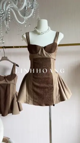 Váy nè mặc đi tiệc thì thui nhé lun, sinh sang lắm ạ 🤎🤍 DBD1616   #linhhoang #linhhoangdaily #daybyday #xuhuong #outfits 
