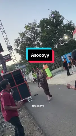 Membalas @suntoyink njedul terus mas pokoke 😃 sesszz  @Mahadewi Audio Pracimantoro @ulysanjaya @anasantikem @BPS PRO  #mahadewipracimantoro #mahadewisound #pracimantoro24jam #soundsystem #fyp 