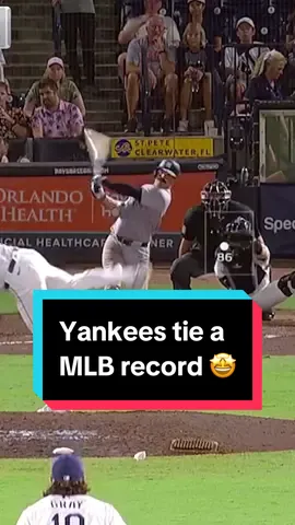 The @Yankees have hit 14 HOME RUNS in the last 2 games, tying the MLB record for most in a 2-game span (since 1901)! #MLB #baseball #history #homeruns 