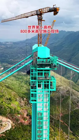 to experience the shocking construction site of the world's tallest bridge at an altitude of more than 800 meters! ...