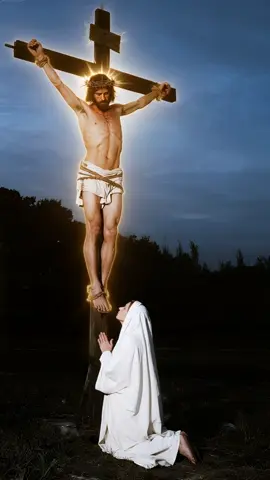 Jesus performed miracles: Jesus' miracles were a sign of God's love, his authority, and his power. Calming a storm:Jesus calmed a storm by commanding the wind and waves to be still. Healing a man born blind: Jesus healed a man who was born blind by casting his eyes with clay and telling him to wash in the pool of Siloam. Turning Water into wine: Jesus transformed water into wine at wedding in Cana of Galilee. Feeding 5,000 people: Jesus fed 5,000 people with five loaves of bread and two fish. Jesus is God's son: The Bible says that Jesus is the son of God to a mortal mother Mary. Jesus was resurrected: Jesus' resurrection from the dead is considered by some to be the greatest miracle in history. Jesus taught in parables: Jesus taught in parables because he believed that people were unable to understand him due to their rejection of him. Jesus is worshiped as God: The Bible describes the characteristics of deity Jesus Christ, and he is worshiped as God. Jesus is described as having the characteristics of deity: The Bible describes Jesus as eternal, omniscient, omnipresent, omnipotent and immutable #prayer#jesusheals#godsmiracledirt #bibleverses#jesusheals 