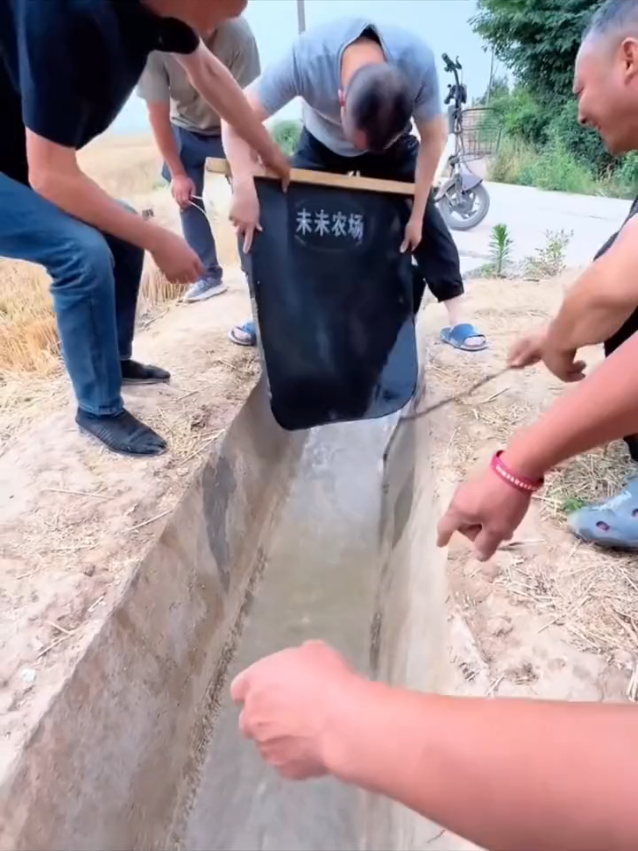 They seem to be simple items but the results they bring are unbelievable. #DIY #tools #lifehacks #crafts #diyprojects #homemadetools #diyproject #repairhacks #workshop #outdoor #survival #craft #Outdoors #tips #idea #tip #ideas