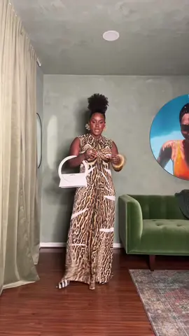 Nothing to see here but a really good outfit of the night. I am finally wearing the Proenza Schouler dress I picked up for UAL. Clearly you can mix animal prints in an outfit and look good. I will be wearing this again. #outfitoftheevening #affordableluxury #blackgirlluxury #blackgirloutfitideas 
