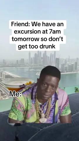 Yall too or it’s just me?! 💆🏾‍♀️😅 #travelmemes #travelhumor #blacktravelfeed #grouptripsbelike #traveltok #travelagentlife 