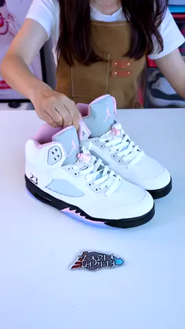 What size do you need 💗💕 #trending #tryhard #fypシ #viral #sneakers #sneakerhead #jordan5 #shoes #sneakerchallenge  #sneakersaddict  #streetwear #menfashion #jordan5mediumsofrpink #retro5 