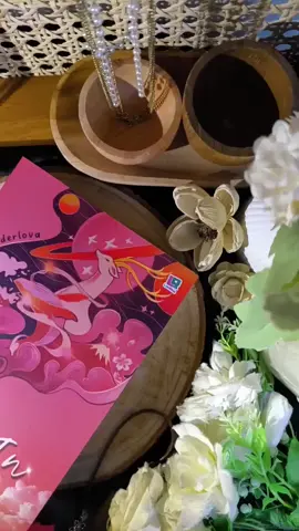 📚✨ Ayo, siapa yang mau hasil karyanya diterbitkan secantik dan sekeren ini? Sudah saatnya naskahmu dibaca banyak orang! Terbitkan naskahmu di Penerbit LovRinz dan wujudkan mimpimu jadi penulis buku yang profesional! 🥰🤩 #penerbitlovrinz #penerbitindie #lovrinzpublishing #fyp  #tenderlova 