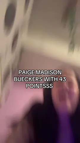 HOLY #womensportsmatter #WNBA #paigebueckers #dallaswings #uconnwomensbasketball 