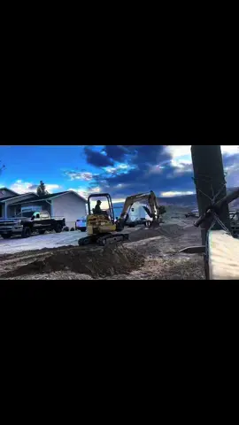 #excavatoroperator #sidehustle 