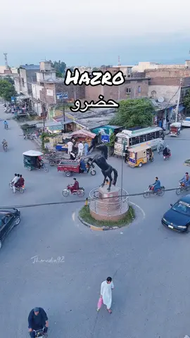 Hazro's iconic roundabout with a horse statue.  #ChhachhValley     #AttockBeauty #hazropakistan #punjab #🏇🏻 