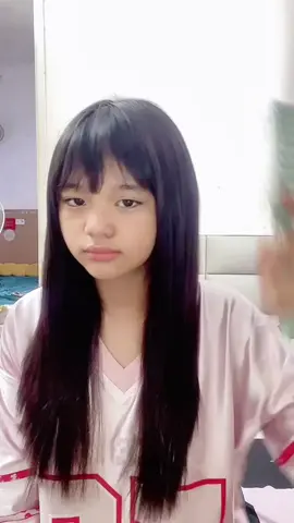 Lược gỡ rối tiện lợi cho cả nhà ạ #lược #xuhuongtiktok #giadungtienich #luocgoroi 